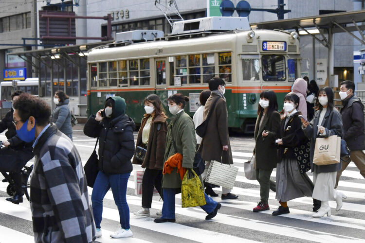Fri. 9:11 a.m.: Japan approves new restrictions for areas hard hit by COVID